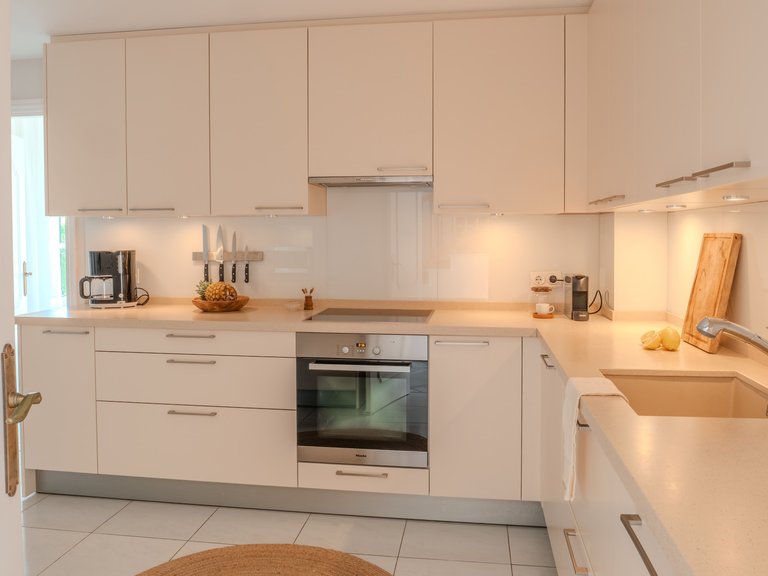 Villa for Sale in Marbella, Malaga 15