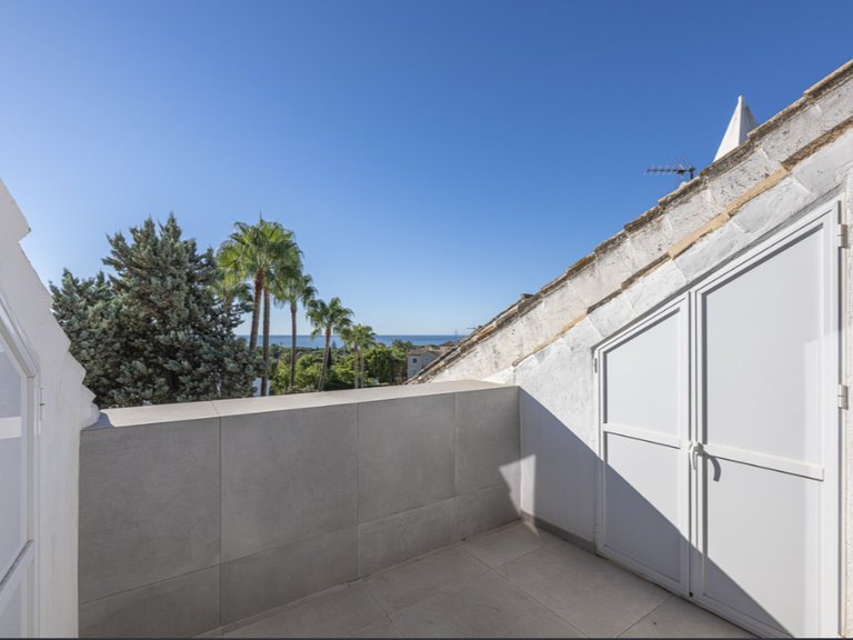 Town House for Sale in Marbella, Malaga 19