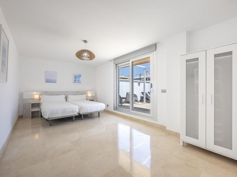 Town House for Sale in San Pedro De Alcantara, Malaga 14