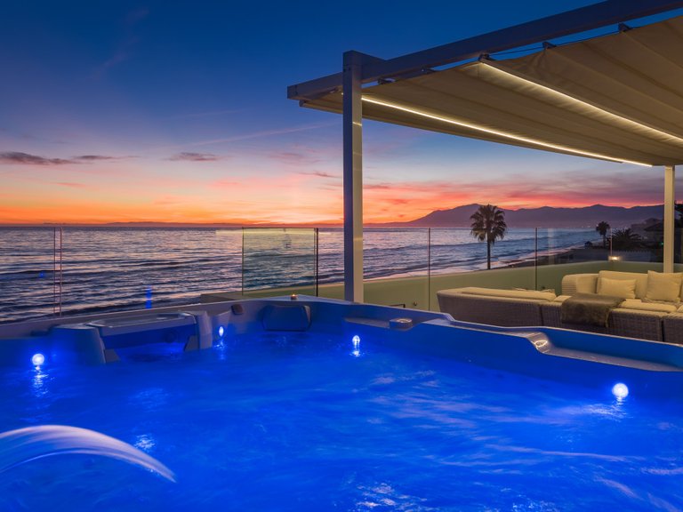 Villa for Sale in Marbella, Malaga, Marbella Este 25