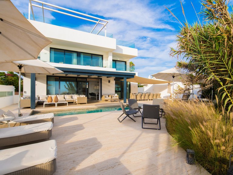 Villa for Sale in Marbella, Malaga, Marbella Este 46