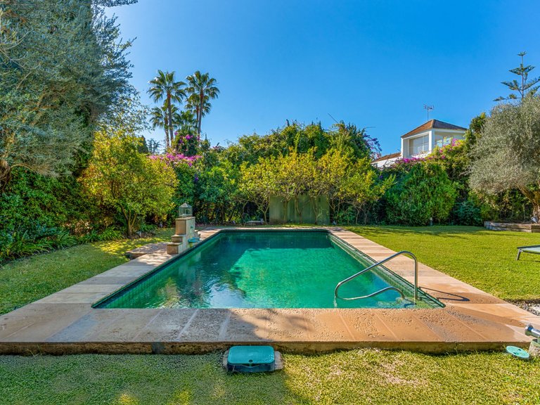 Villa for Sale in Marbella, Malaga 14