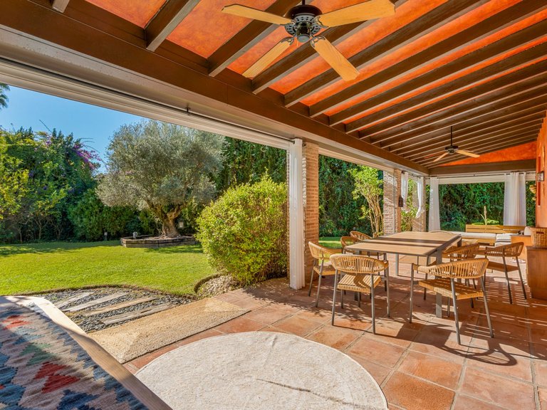 Villa for Sale in Marbella, Malaga 49