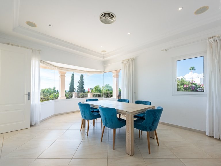 Villa for Sale in Benahavis, Malaga 36