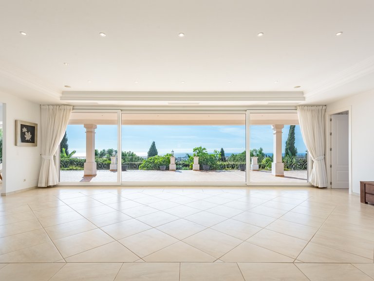 Villa for Sale in Benahavis, Malaga 4
