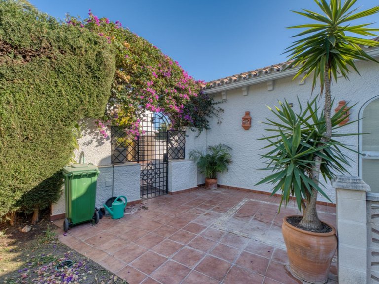 Villa for Sale in Marbella, Malaga 15
