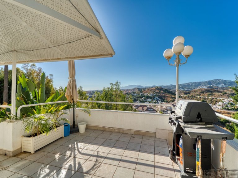 Villa for Sale in Marbella, Malaga 11