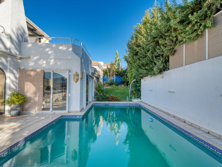 Villa for Sale in Marbella, Malaga 22