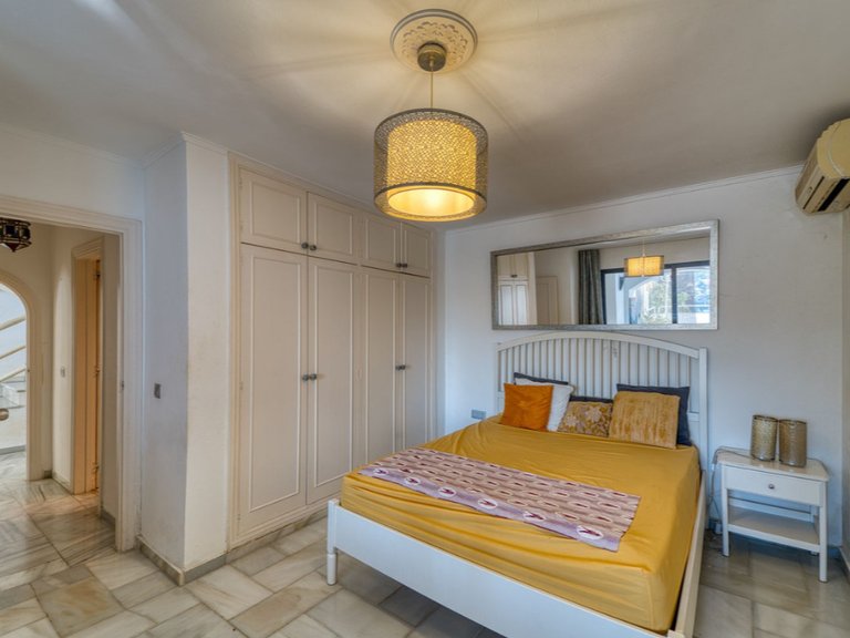 Villa for Sale in Marbella, Malaga 4