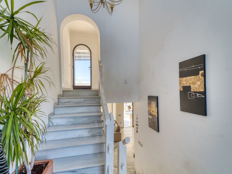Villa for Sale in Marbella, Malaga 19