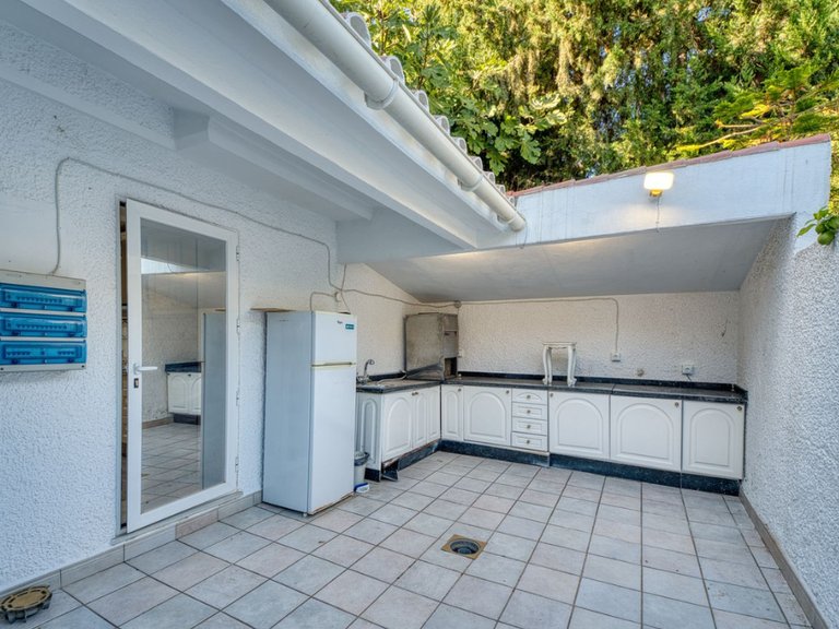 Villa for Sale in Marbella, Malaga 26