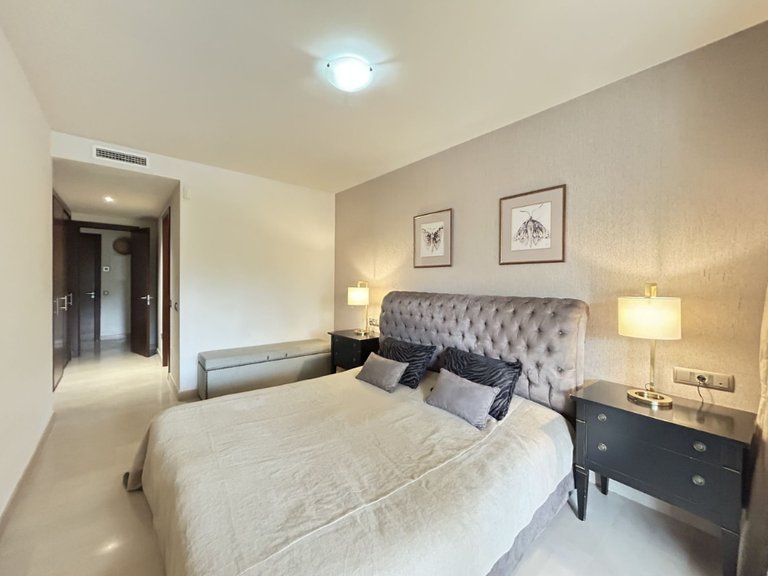 Apartment for Sale in Marbella, Malaga 12