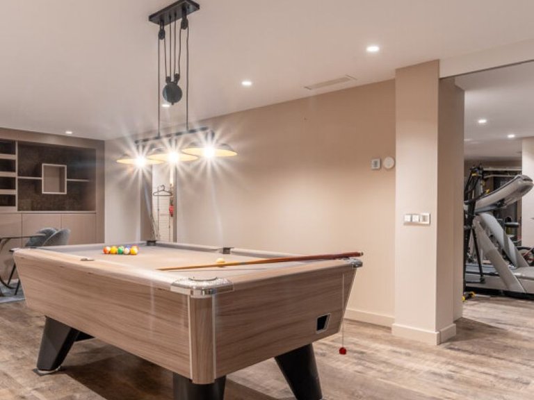 Villa for Sale in Marbella, Malaga, Nueva Andalucia 19