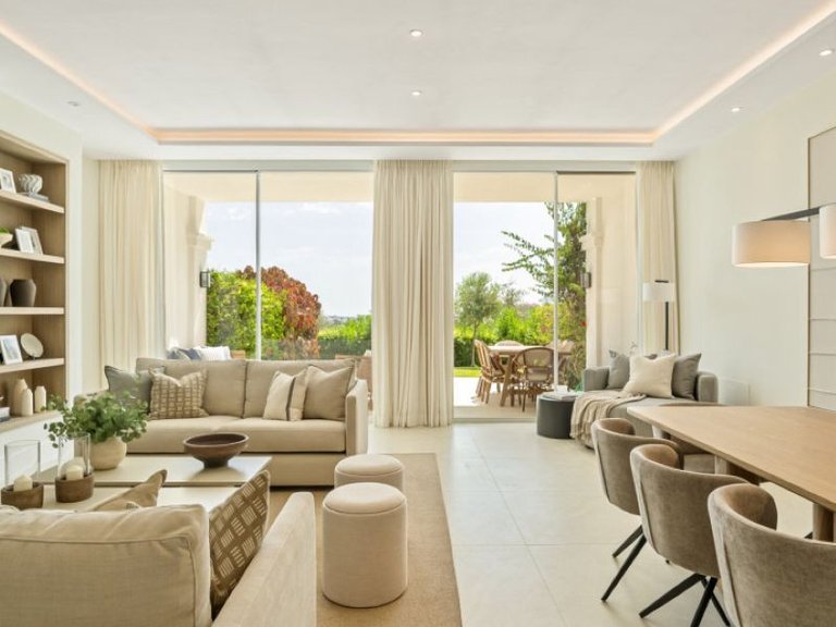 Town House for Sale in Benahavis, Malaga, La Quinta 7
