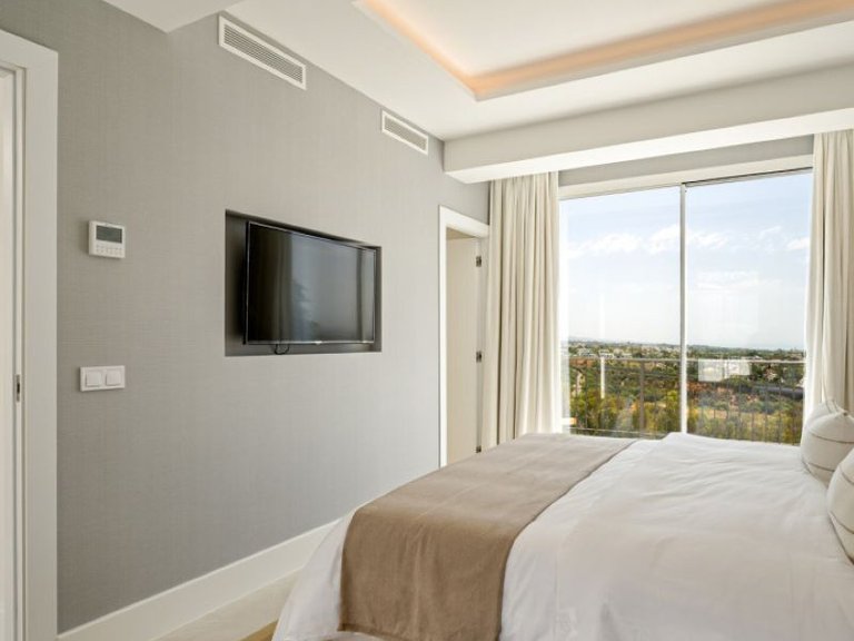 Town House for Sale in Benahavis, Malaga, La Quinta 23