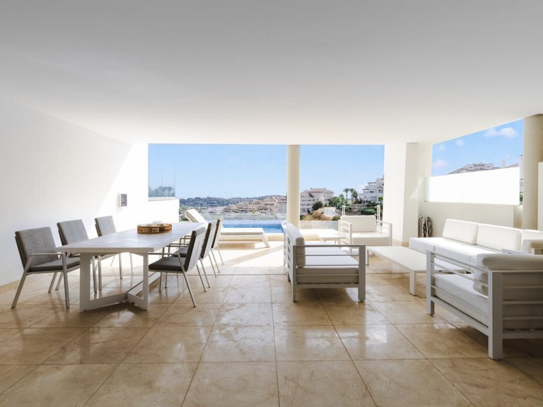 Lägenhet med privat pool i Nueva Andalucia 2