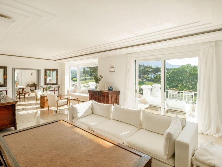 Villa for Sale in Marbella, Malaga 9