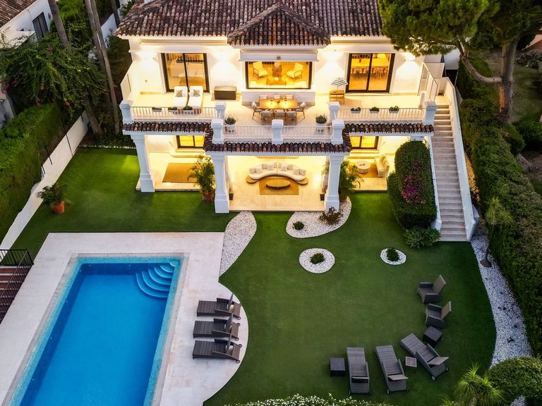 Villa for Sale in Marbella, Malaga 43