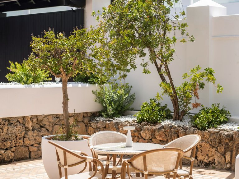 Villa for Sale in Marbella, Malaga 25