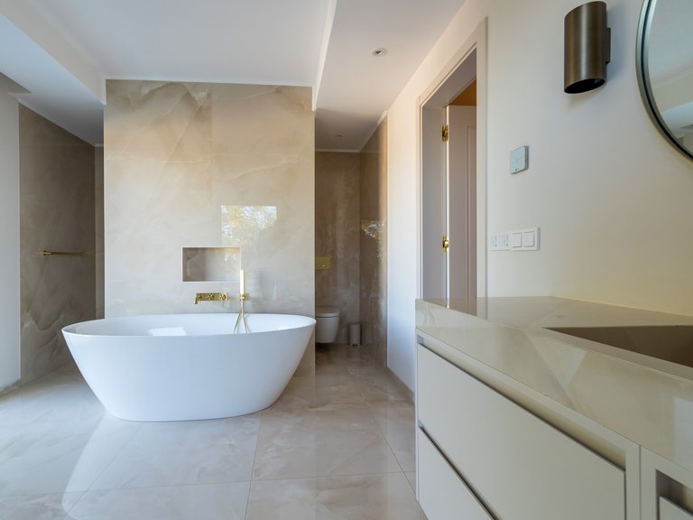 Villa for Sale in Marbella, Malaga 24