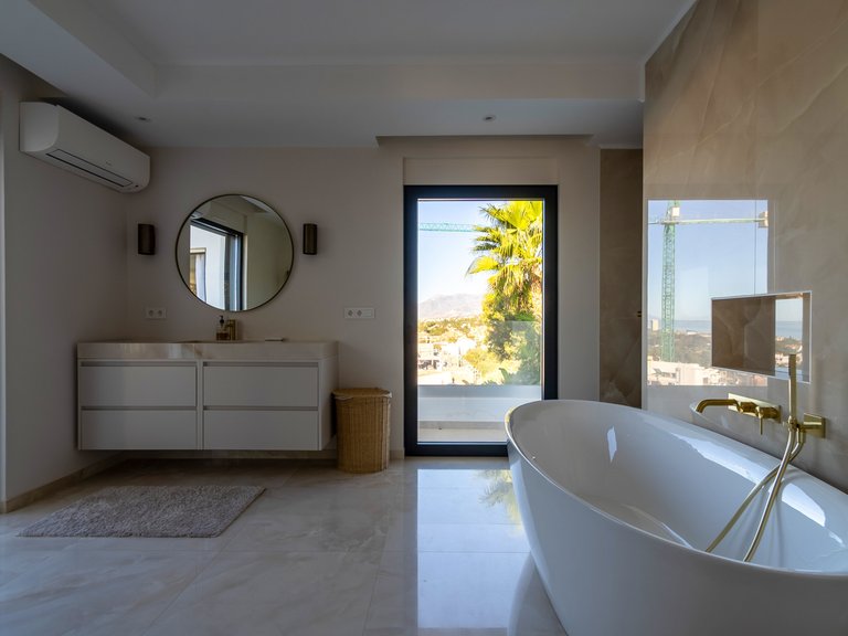 Villa for Sale in Marbella, Malaga 23
