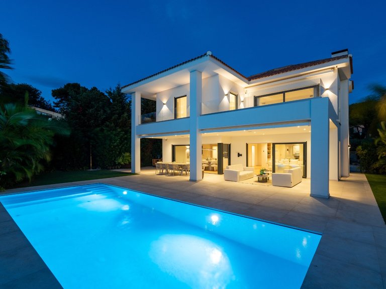 Villa for Sale in Marbella, Malaga 60
