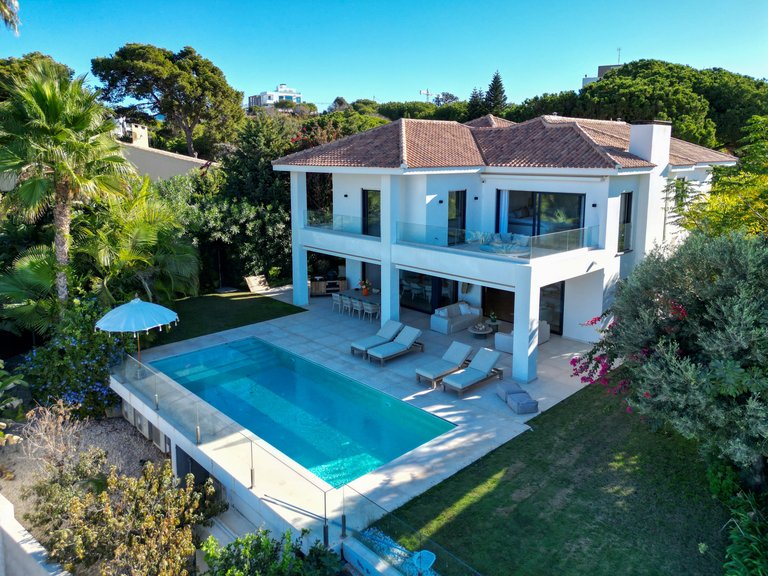 Villa for Sale in Marbella, Malaga 52