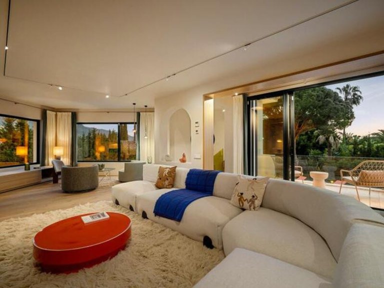 Villa for Sale in Marbella, Malaga 23
