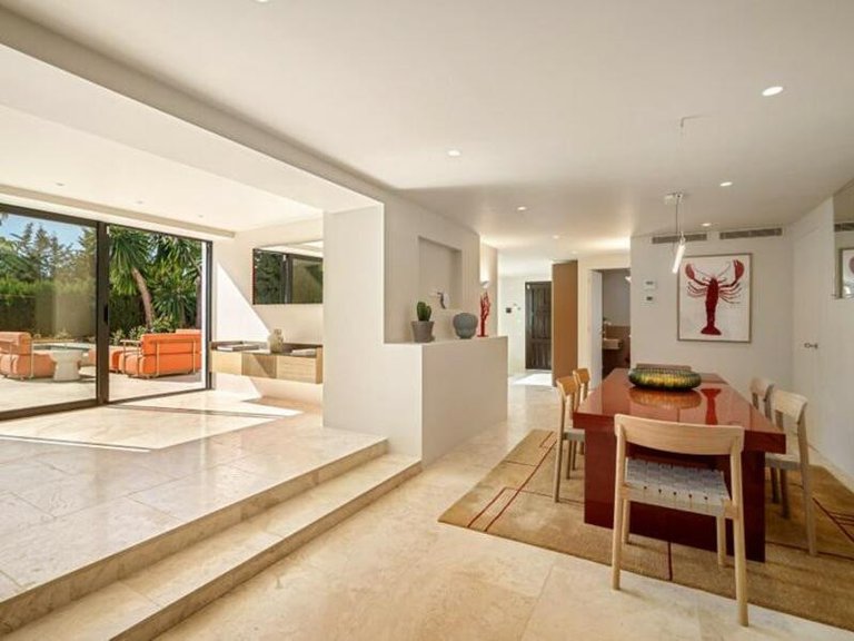 Villa for Sale in Marbella, Malaga 11