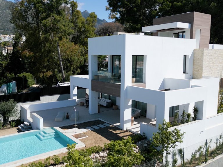 Villa for Sale in Marbella, Malaga 4