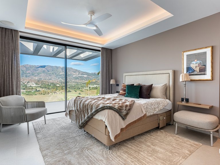 Villa for sale in Mijas Costa, Malaga 27