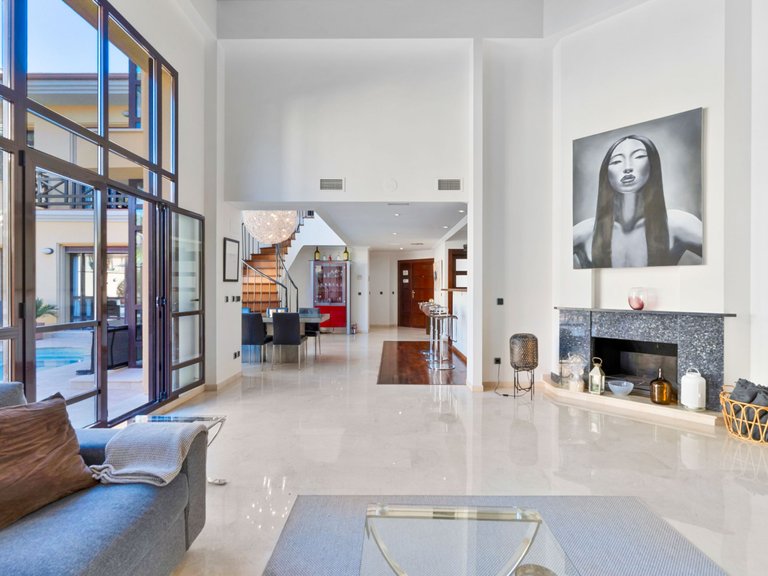 Villa for Sale in Marbella, Malaga 4