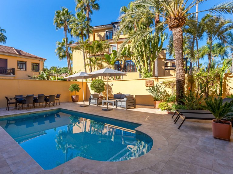 Villa for Sale in Marbella, Malaga 34