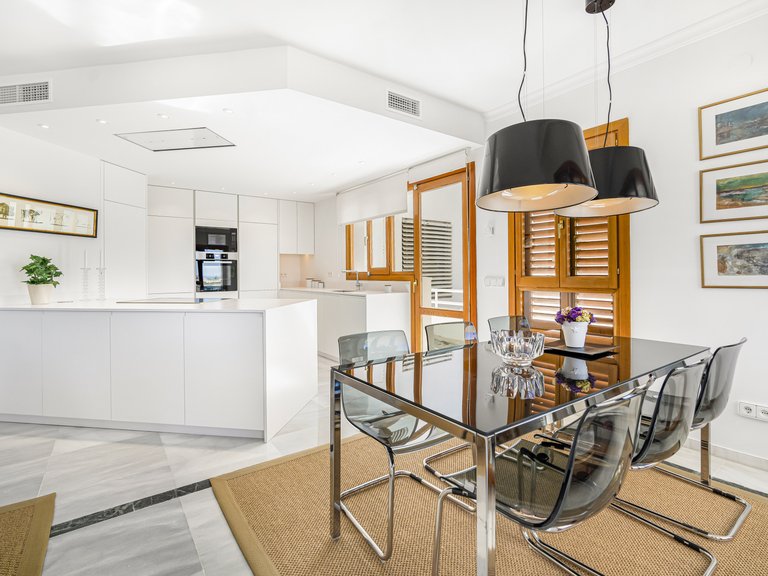 Apartment for Sale in Marbella, Malaga, Nueva Andalucia 12