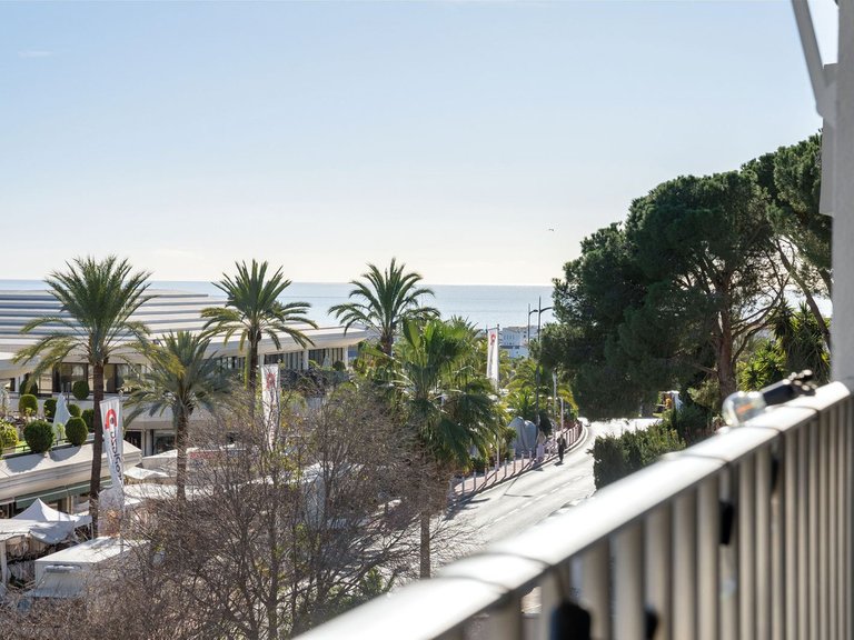 Penthouse for Sale in Marbella, Malaga 15