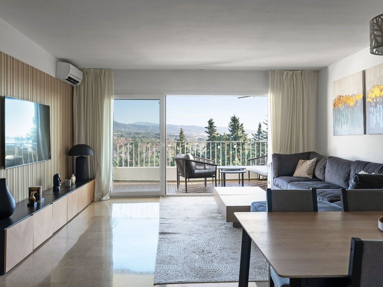Penthouse for Sale in Marbella, Malaga 5