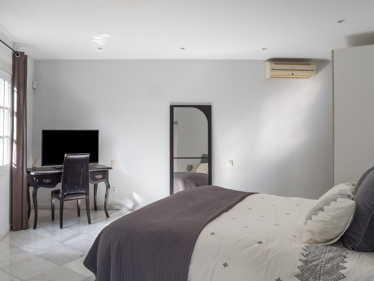 Villa for Sale in Marbella, Malaga 7