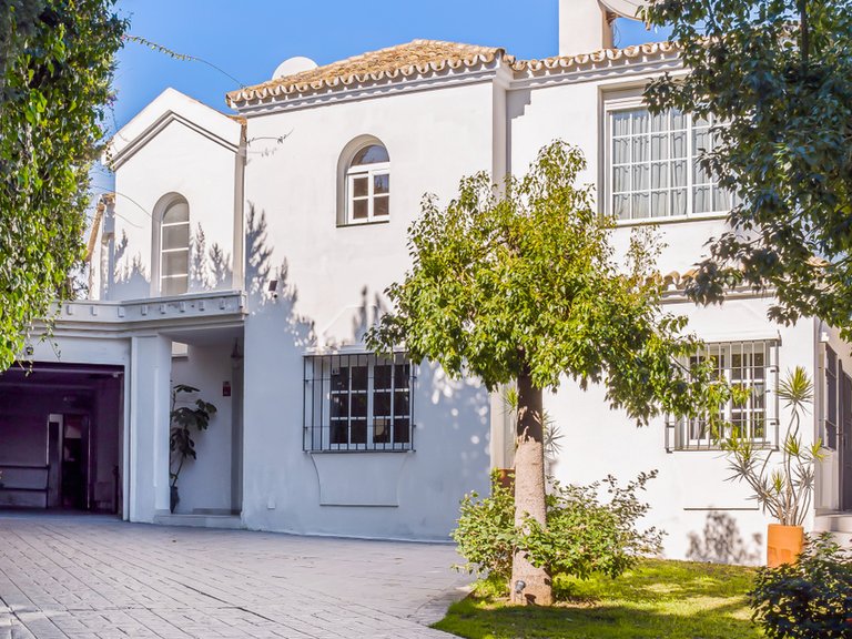 Villa for Sale in Marbella, Malaga 46
