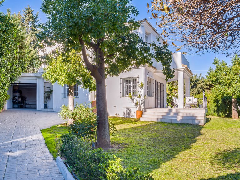 Villa for Sale in Marbella, Malaga 48