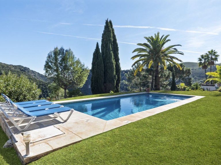Villa for Sale in Benahavis, Malaga, 13