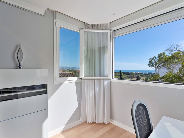 Apartment for Sale in Marbella, Malaga 15