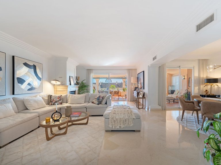 Apartment for Sale in Marbella, Malaga 2