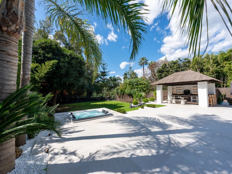 Villa for Sale in Marbella, Malaga 6