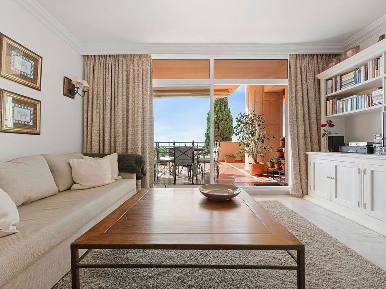 Apartment for Sale in Marbella, Malaga 12