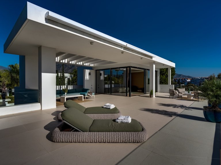 Villa for Sale in Marbella, Malaga 34