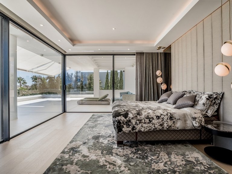 Villa for Sale in Marbella, Malaga 25