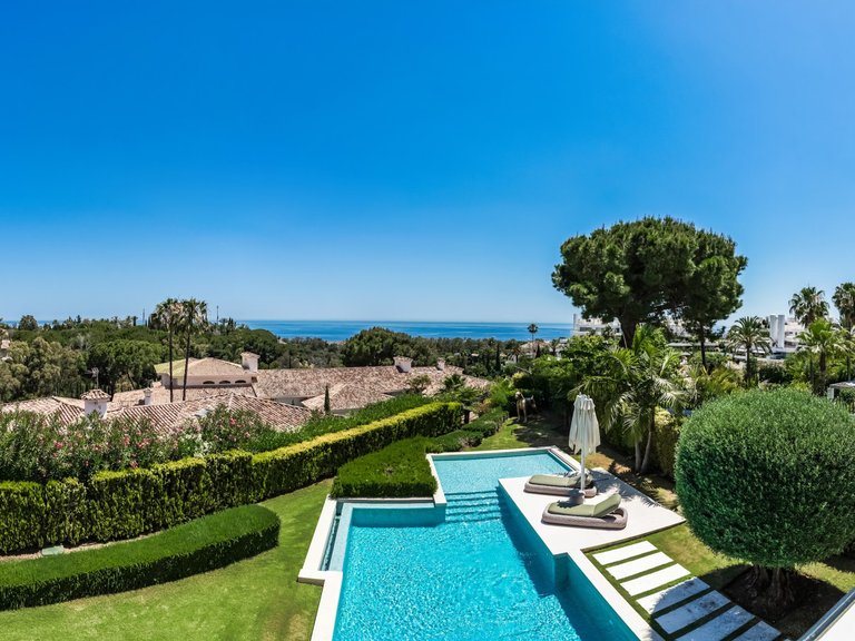 Villa for Sale in Marbella, Malaga 55