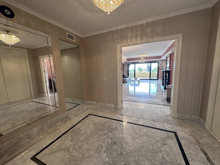 Apartment for Sale in Marbella, Malaga 19