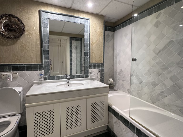 Apartment for Sale in Marbella, Malaga 5