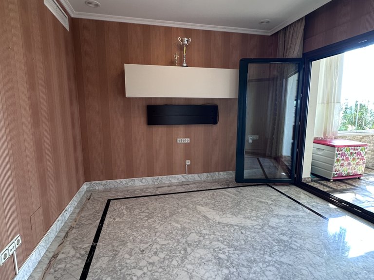 Apartment for Sale in Marbella, Malaga 9